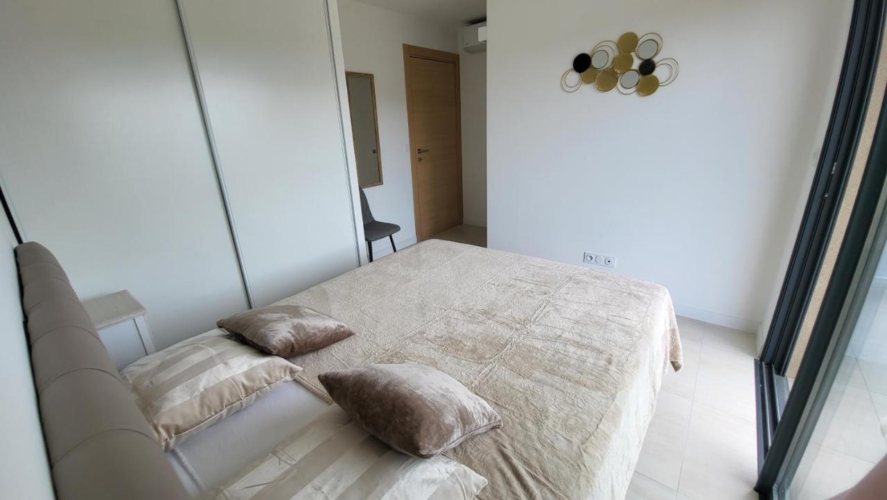 קונקה Villa Moderne De Standing Avec Piscine Privee A 400M De La Plage - 4 Chambres מראה חיצוני תמונה